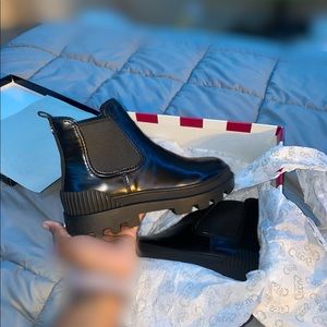 Circus by Sam Edelman SIZE (7 1/2) BOX HAS ERROR!!